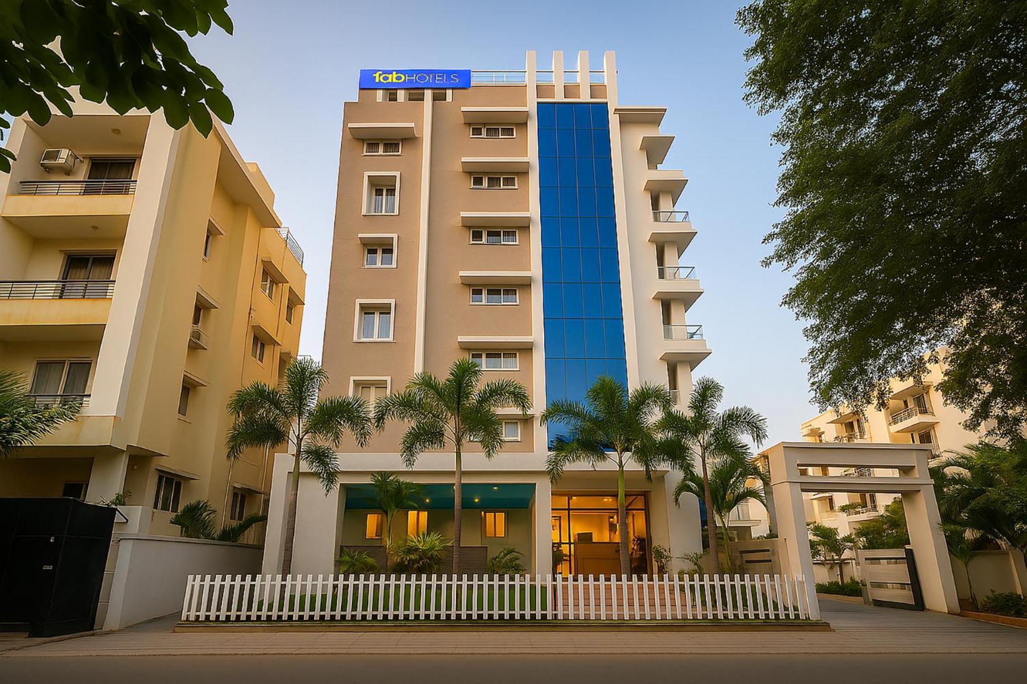Fabhotel The Botanica - Nr Hyderabad Central University, Kondapur Kondapur  Luaran gambar